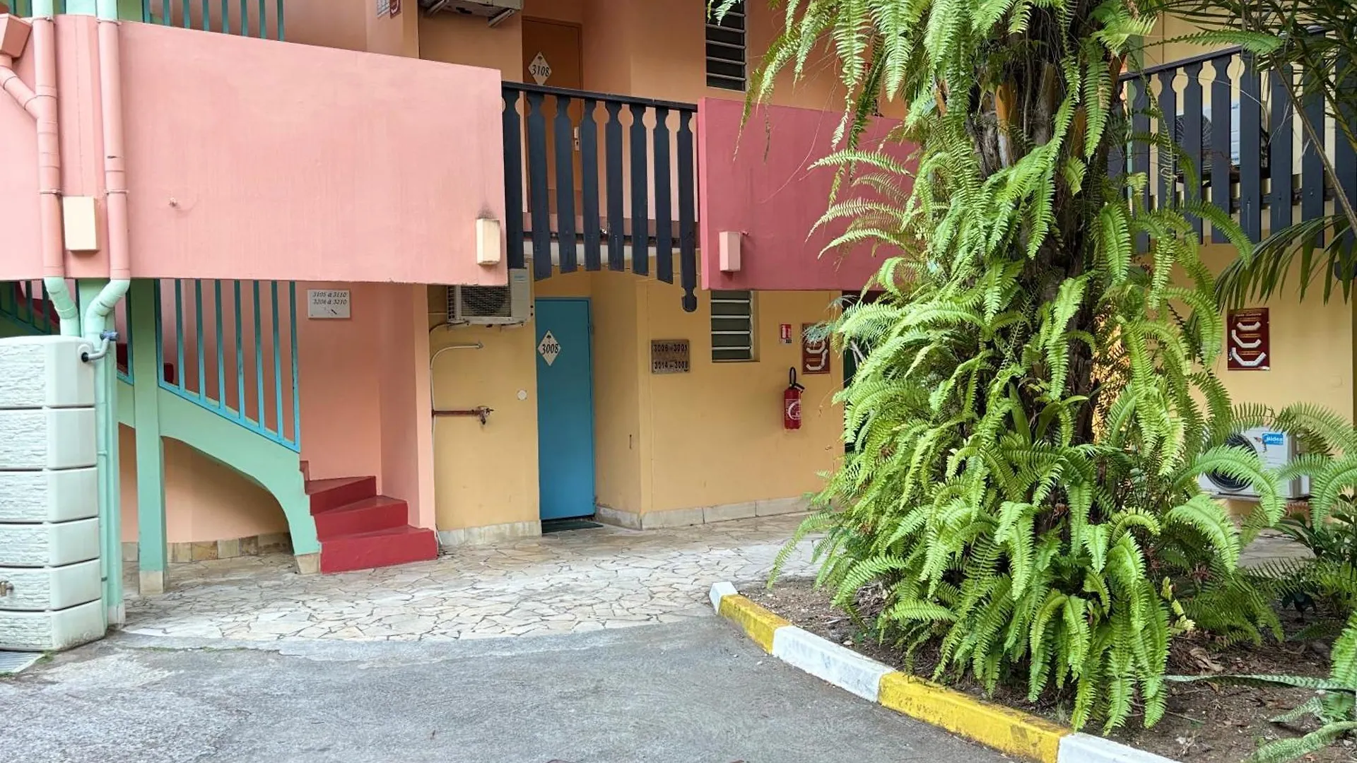 #Vacances En #Martinique Sainte-Anne 0*,  Martinique
